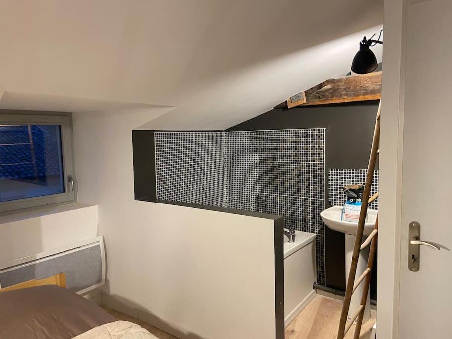 Studio Centre Ville De Крест Экстерьер фото